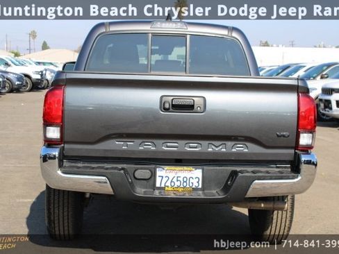 Used 2022 Toyota Tacoma SR5 image 4