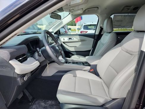New 2026 Ford Explorer Active w/ Active Comfort Package RWD image 12