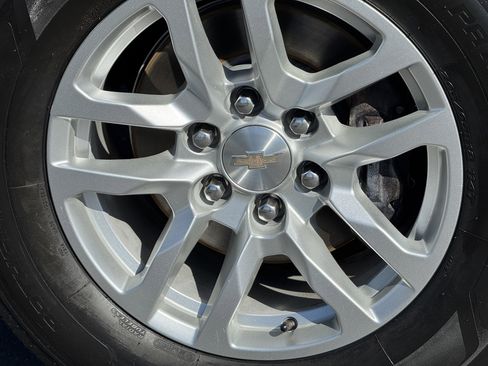 Used 2023 Chevrolet Tahoe LT image 7