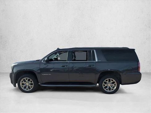 Used 2015 GMC Yukon XL SLT w/ Open Road Package image 8