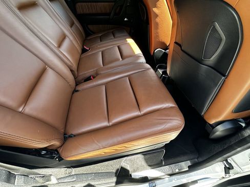 Used 2017 Mercedes-Benz G 550 image 18