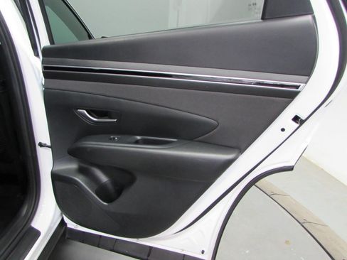 Used 2023 Hyundai Tucson SEL w/ Convenience Package AWD/4WD image 18
