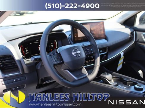 New 2026 Nissan Rogue Platinum w/ Platinum Premium Package image 12