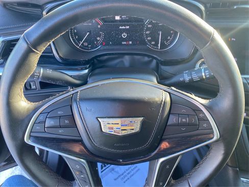 Used 2024 Cadillac XT5 Premium Luxury image 15