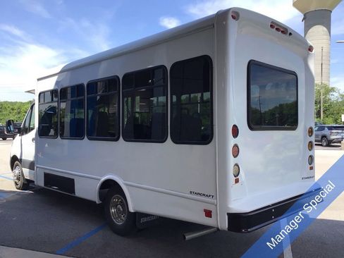 Used 2022 Mercedes-Benz Sprinter 3500 image 9