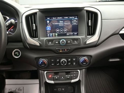 Used 2023 GMC Terrain SLE w/ Driver Convenience Package FWD image 10