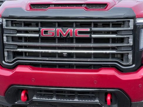 Used 2021 GMC Sierra 2500 AT4 w/ AT4 Premium Plus Package AWD/4WD image 43