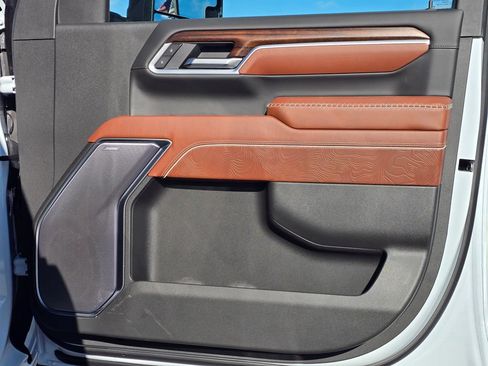 New 2026 GMC Sierra 2500 Denali Ultimate AWD/4WD image 40