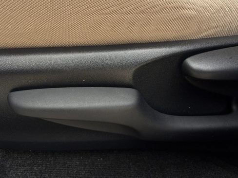 Used 2015 Toyota RAV4 XLE FWD image 26