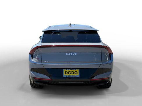 New 2026 Kia EV6 Wind RWD image 4