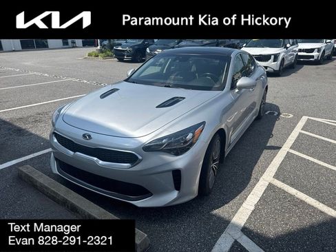 Used 2018 Kia Stinger Premium RWD image 1