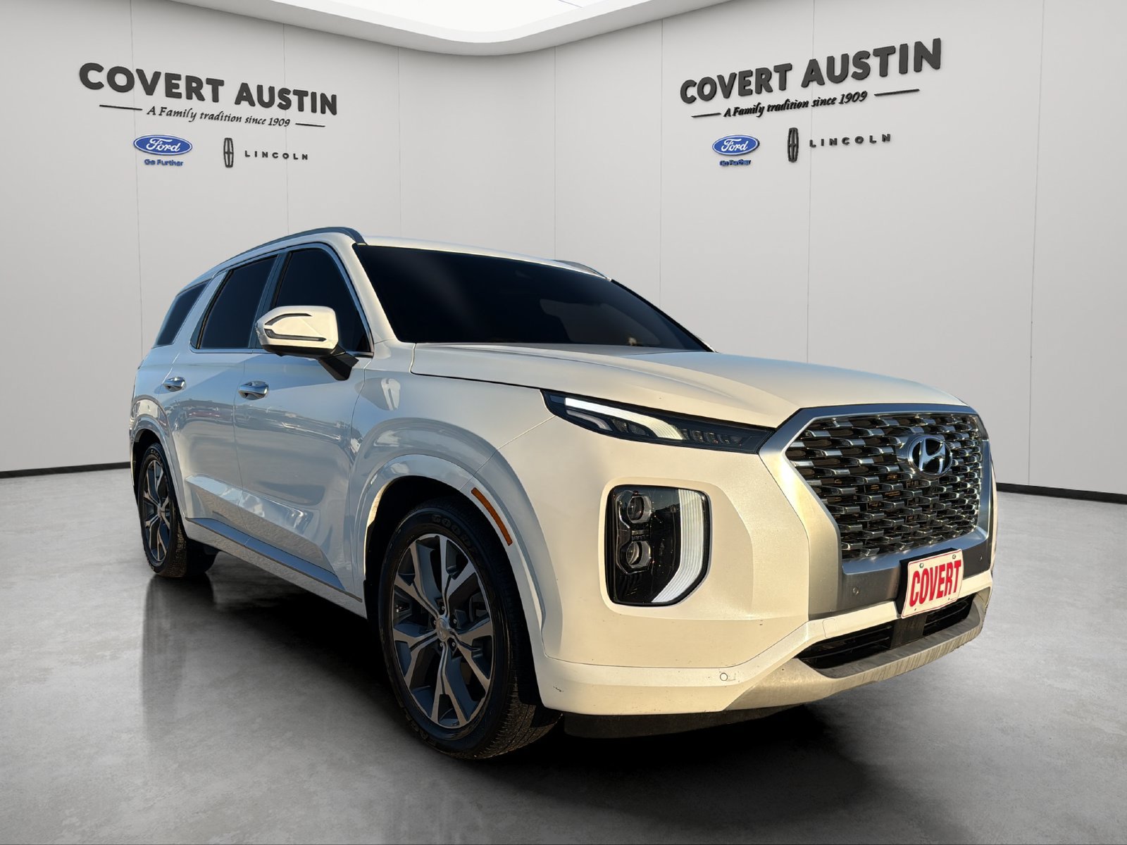 Used 2022 Hyundai Palisade Limited w/ Winter Package AWD/4WD image 7