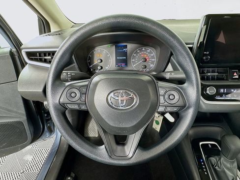 Certified 2025 Toyota Corolla LE image 15