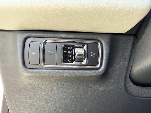 New 2026 Lincoln Aviator 2WD image 38