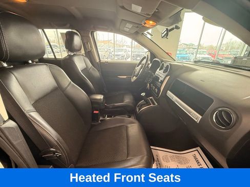 Used 2015 Jeep Compass Latitude image 12