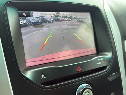 Used 2014 Ford Explorer XLT w/ Equipment Group 202A FWD image 31