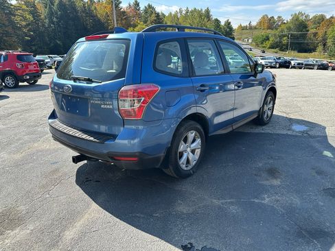 Used 2016 Subaru Forester 2.5i w/ Alloy Wheel Package image 4