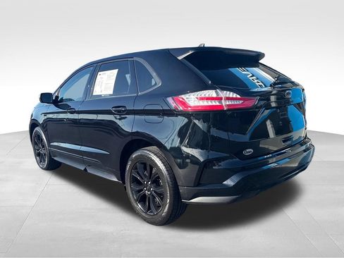 Used 2023 Ford Edge SE AWD/4WD image 3