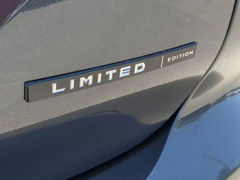 New 2026 Mitsubishi Outlander LE FWD image 38