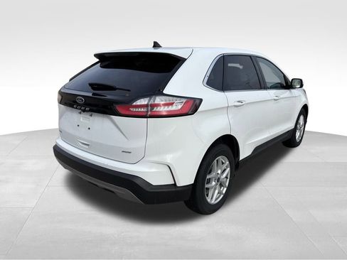Used 2022 Ford Edge SEL image 6