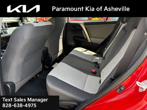 Used 2014 Toyota RAV4 LE FWD image 19