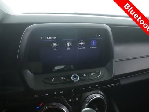 Used 2021 Chevrolet Camaro LT w/ Technology Package image 4