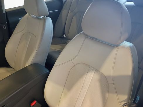 Used 2020 Hyundai Sonata Limited FWD image 11