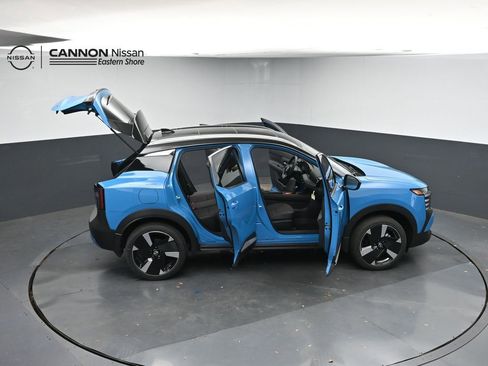 New 2026 Nissan Kicks SR w/ SR Premium Package FWD image 40