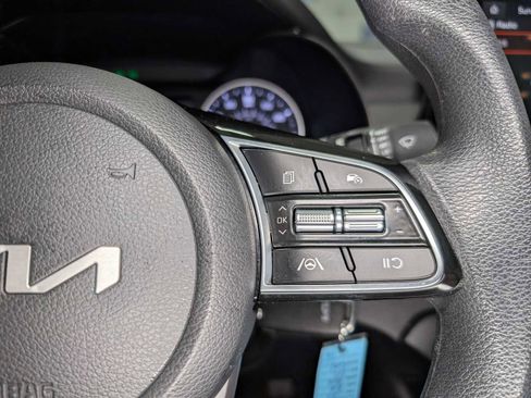 Certified 2023 Kia Forte LXS w/ LXS Technology Package image 31