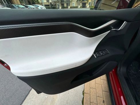 Used 2017 Tesla Model X 100D AWD/4WD image 21