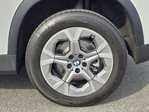 Certified 2023 BMW X1 xDrive28i w/ Convenience Package AWD/4WD image 8