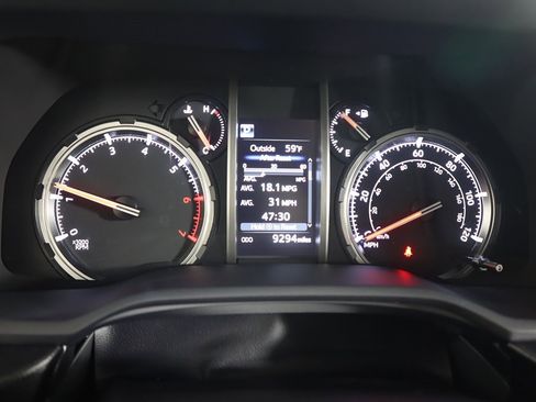 Used 2024 Toyota 4Runner TRD Off-Road Premium image 43