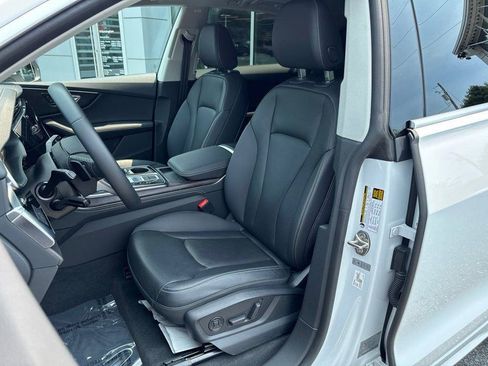 Used 2023 Audi Q8 Premium Plus w/ Premium Plus Package AWD/4WD image 19