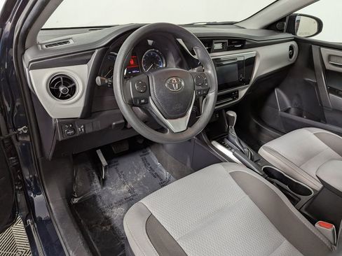 Used 2019 Toyota Corolla LE image 16