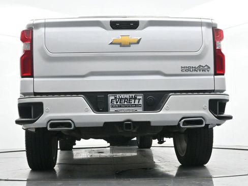 Used 2022 Chevrolet Silverado 1500 High Country w/ High Country Premium Package AWD/4WD image 48