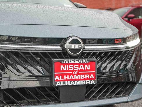 New 2026 Nissan Sentra SR w/ Floor Mat Package image 6