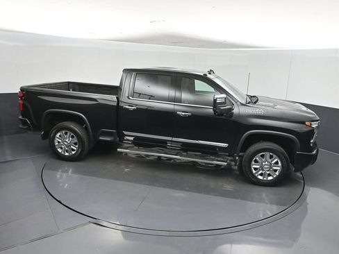 Used 2024 Chevrolet Silverado 2500 High Country w/ High Country Premium Package AWD/4WD image 42