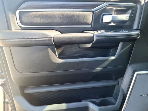 New 2026 RAM 2500 Laramie AWD/4WD image 14
