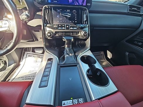 Used 2022 Lexus LX 600 F Sport image 33