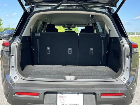 Certified 2025 Nissan Pathfinder SV FWD image 20