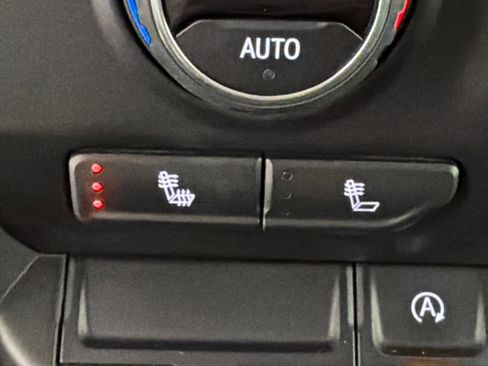 Used 2020 Chevrolet Silverado 1500 RST w/ All-Star Edition AWD/4WD image 30