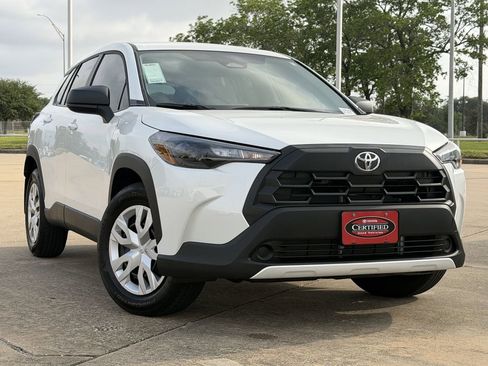 Certified 2026 Toyota Corolla Cross L FWD image 2