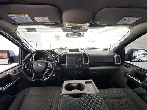 Used 2017 Ford F150 XLT RWD image 28