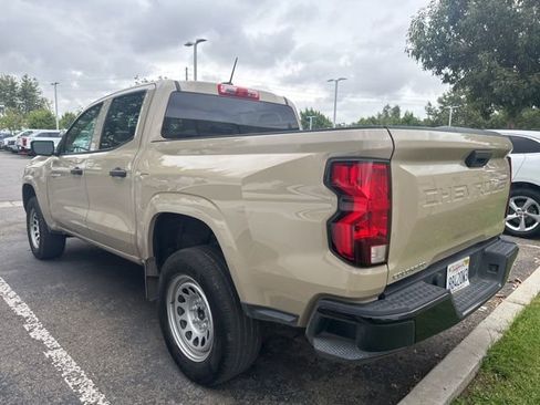 Used 2023 Chevrolet Colorado W/T RWD image 2