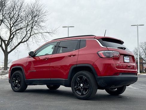 Used 2024 Jeep Compass Latitude image 13