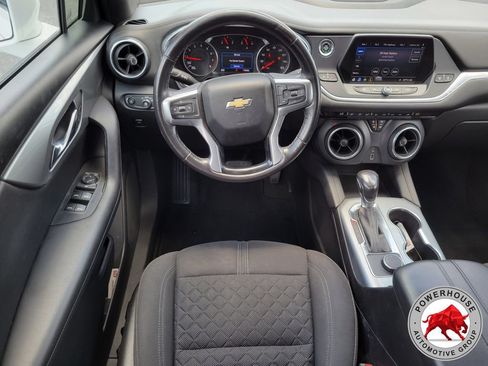 Used 2020 Chevrolet Blazer LT FWD image 18