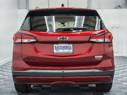 Used 2022 Chevrolet Equinox RS w/ RS Leather Package image 5