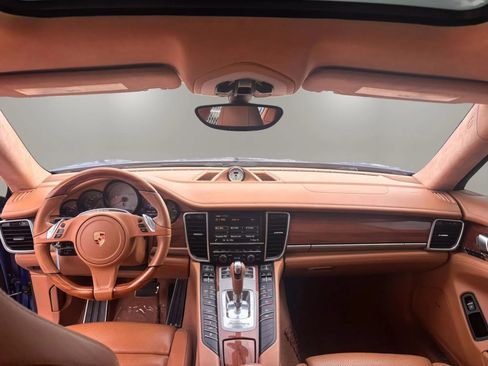 Used 2016 Porsche Panamera GTS image 22