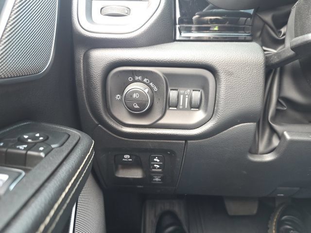 Used 2025 RAM 1500 Laramie w/ Night Edition AWD/4WD image 20