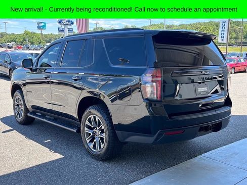 Used 2024 Chevrolet Tahoe Z71 w/ Luxury Package AWD/4WD image 2